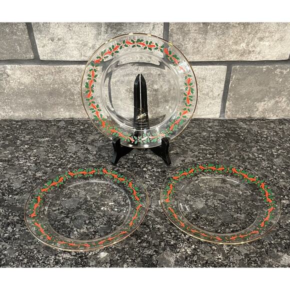 3 Vintage Arcoroc Holly Berries Ribbon Gold Trim 8" Luncheon Salad Plates (ACO3) - Picture 1 of 5